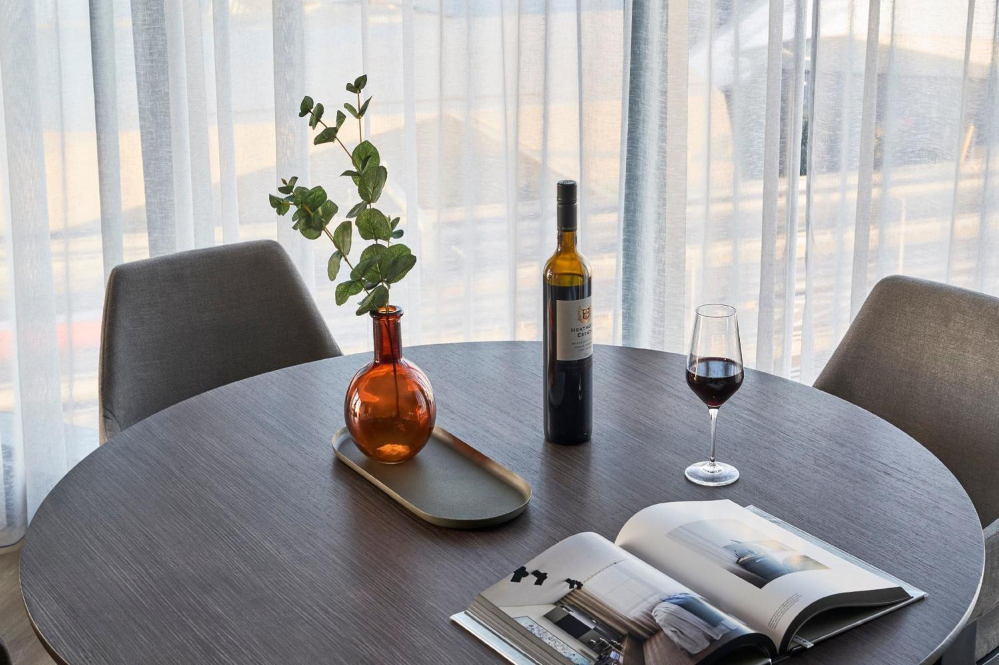 Ac Hotel By Marriott Melbourne Southbank Экстерьер фото
